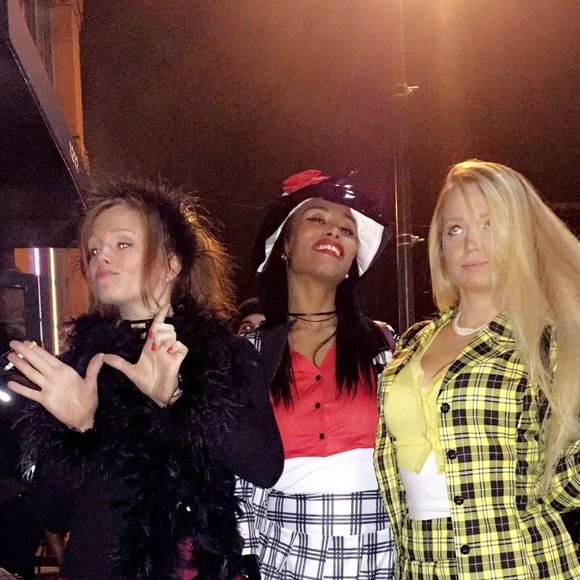 Meet your Posher, Carmen - Picture 1 of 1